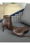 BOTA FEMININA CANO CURTO DETALHE DOURADO VIZZANO - Marrom